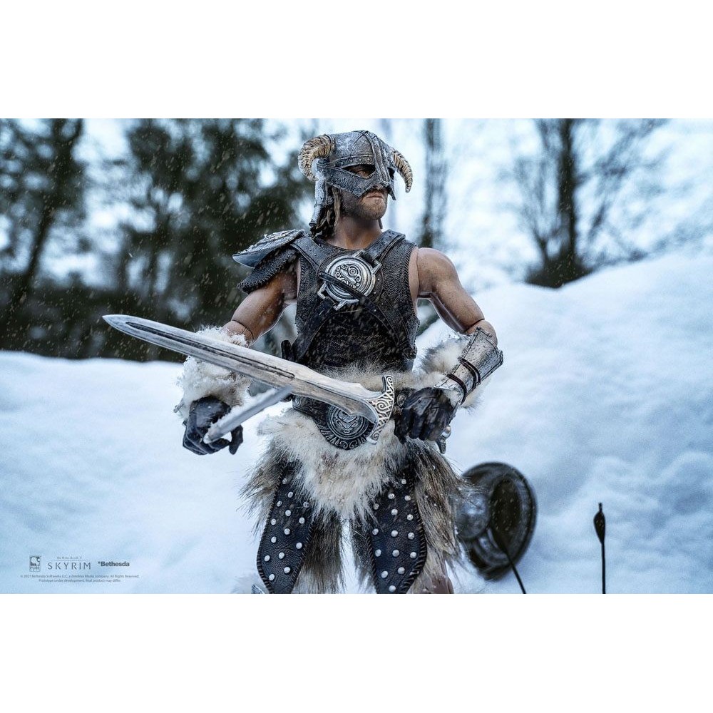 PURE ARTS THE ELDER SCROLLS V SKYRIM DRAGONBORN DELUXE ED. 32CM ACTION FIGURE