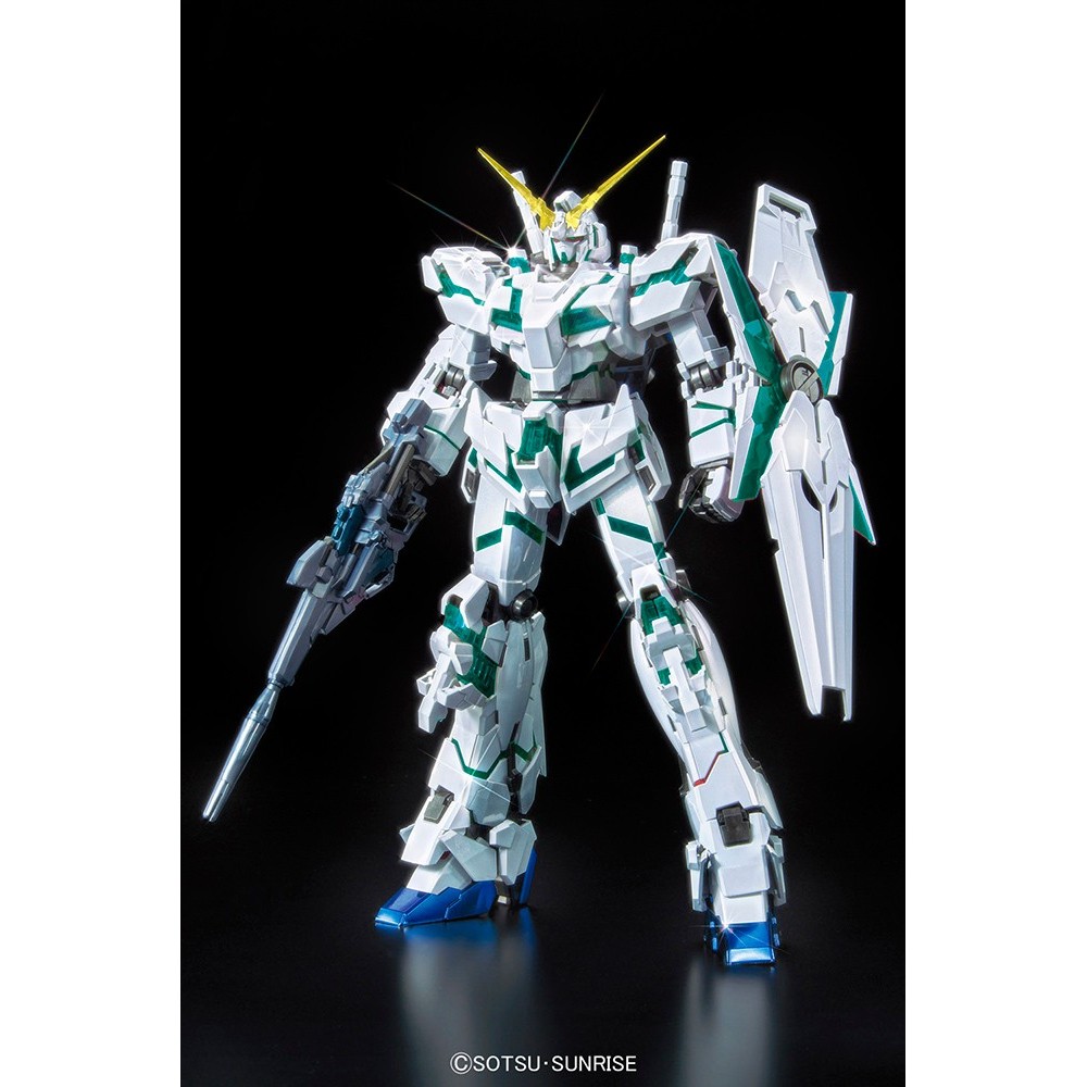 MASTER GRADE MG UNICORN RED/GREEN TWIN FRAME TITANIUM FINISH 1/100 MODEL KIT BANDAI