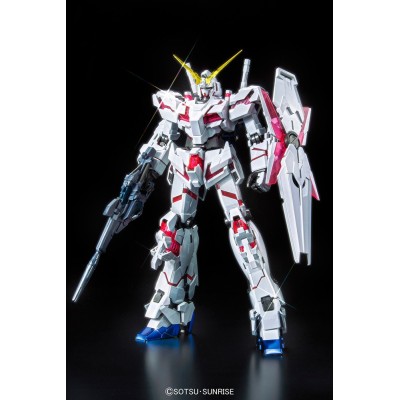MASTER GRADE MG UNICORN RED/GREEN TWIN FRAME TITANIUM FINISH 1/100 MODEL KIT BANDAI