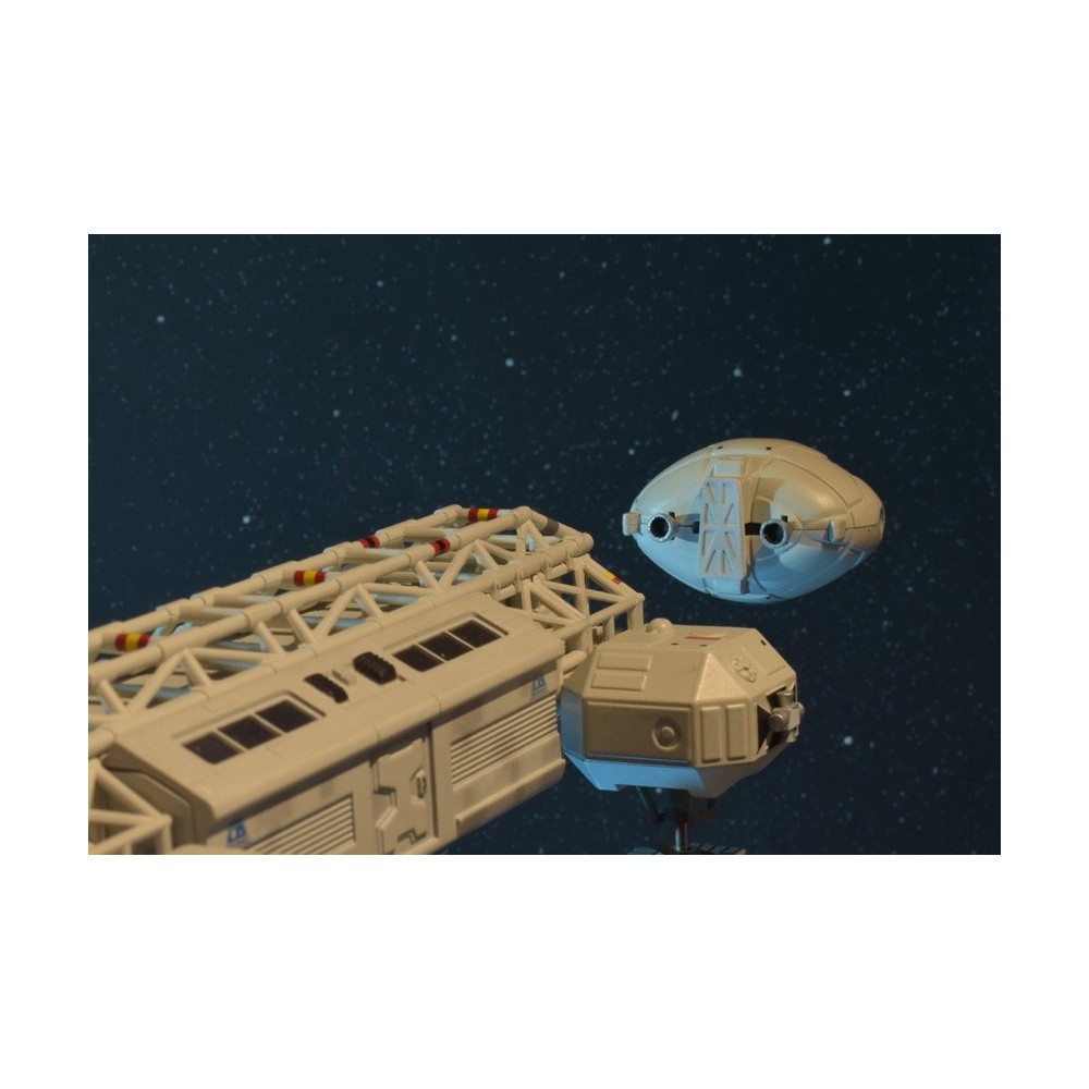 SPAZIO 1999 DRAGONS DOMAIN DIE CAST SET REPLICA FIGURE SIXTEEN 12