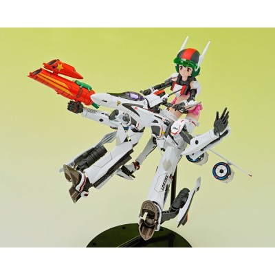 AOSHIMA MACROSS F V.F.G. VF-25F MESSIAH RANKA LEE MODEL KIT ACTION FIGURE