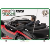 INFINITE STATUE UN SACCO BELLO ENZO SU FIAT DINO SPIDER 1/18 SCALE FIGURE REPLICA