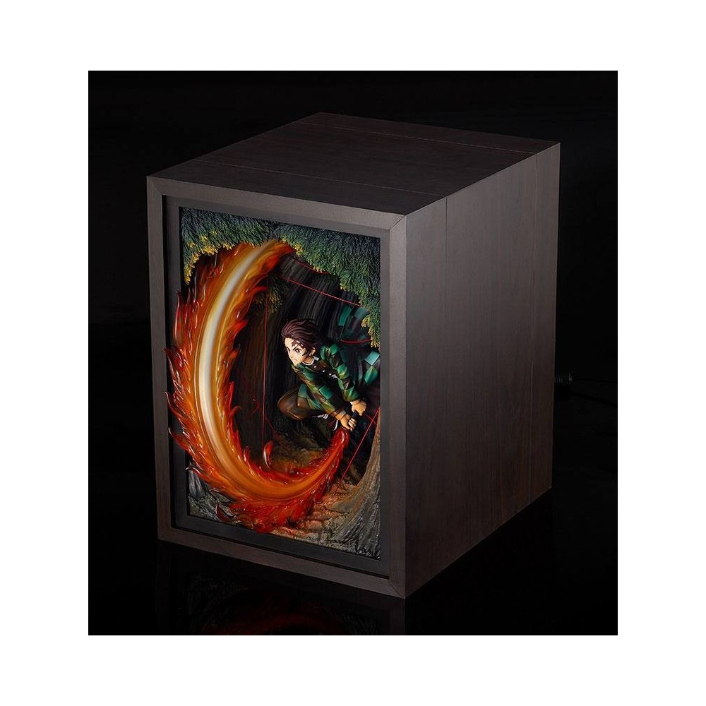 GOOD SMILE COMPANY DEMON SLAYER TANJIRO KAMADO HINOKAMI KAGURA DANCE 36CM STATUE FIGURE