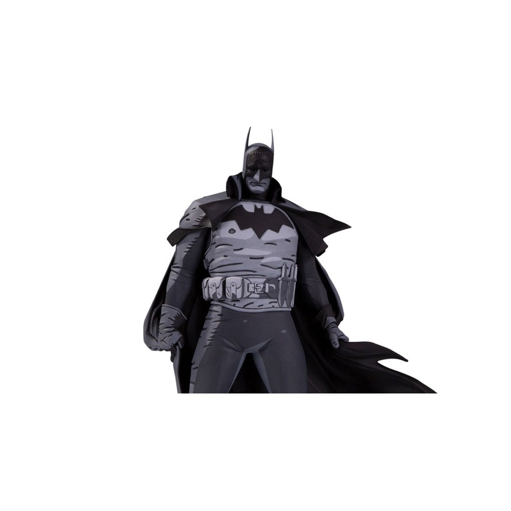 MC FARLANE BATMAN BLACK AND WHITE MIKE MIGNOLA STATUE FIGURE