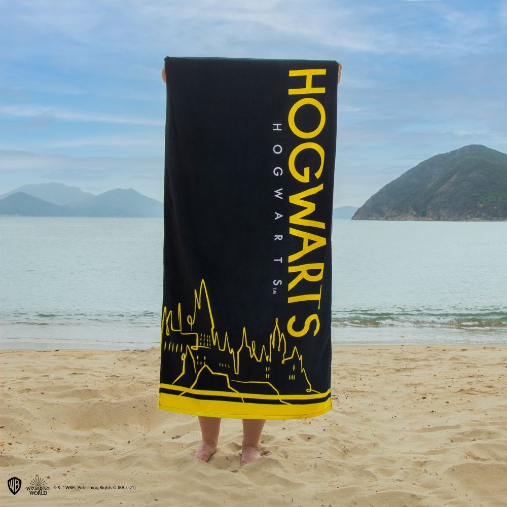 CINEREPLICAS HARRY POTTER HOGWARTS BEACH TOWEL 140X70CM