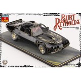 BURT REYNOLDS ON PONTIAC TRANS AM TURBO 1/18 SCALE FIGURE REPLICA INFINITE STATUE