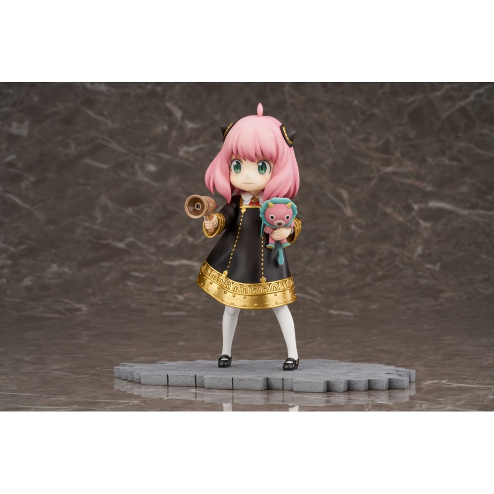 FURYU SPY X FAMILY ANYA FORGER 1/7 STATUE FIGURE