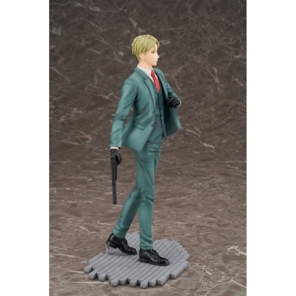 SPY X FAMILY LOID FORGER 1/7 STATUA FIGURE FURYU