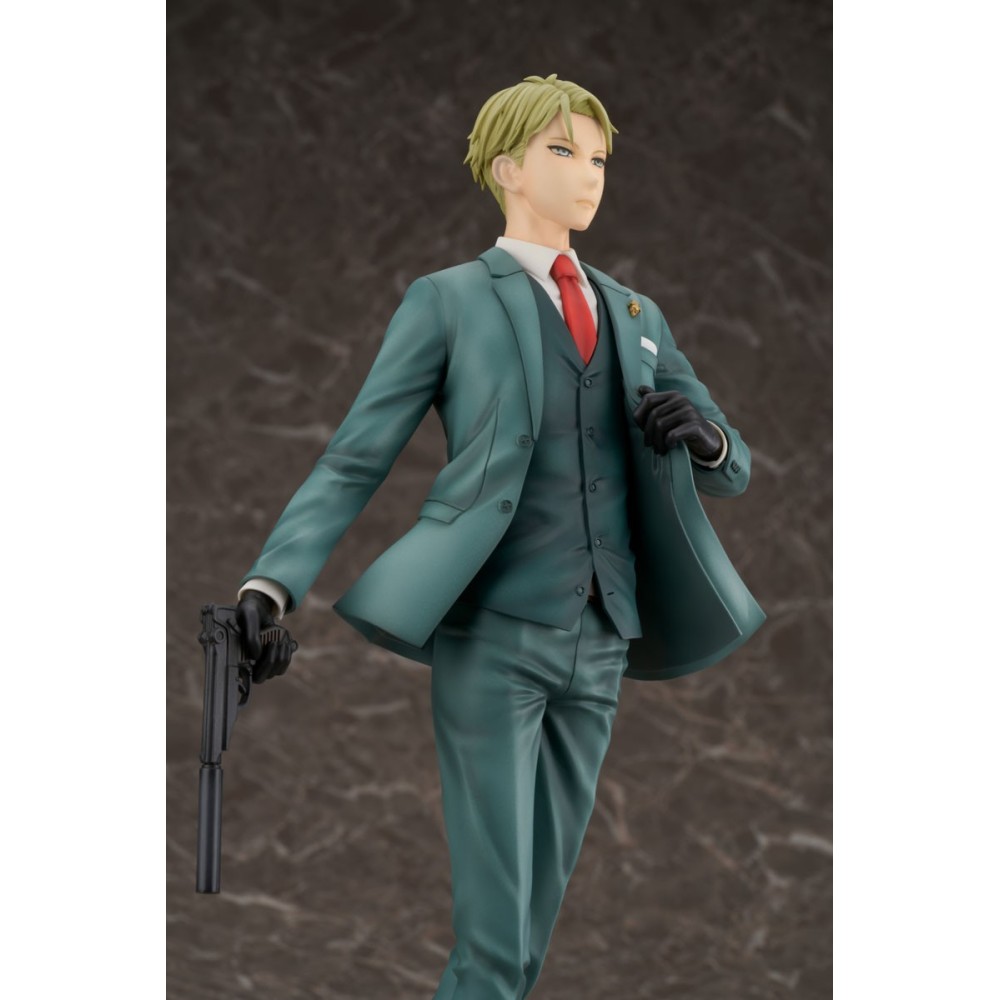 FURYU SPY X FAMILY LOID FORGER 1/7 STATUE FIGURE