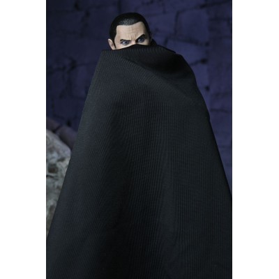 NECA UNIVERSAL MONSTERS ULTIMATE DRACULA TRANSYLVANIA ACTION FIGURE