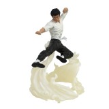 DIAMOND SELECT BRUCE LEE GALLERY AIR STATUE FIGURE