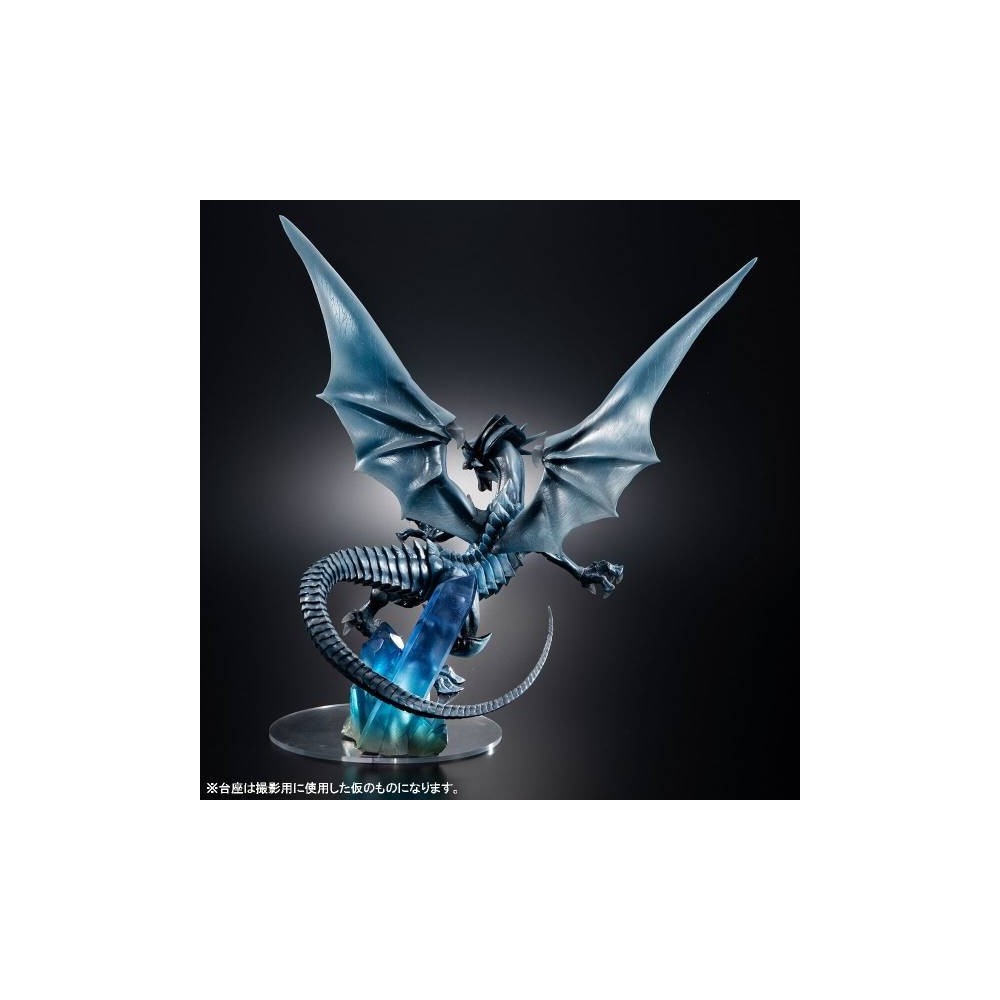 YU-GI-OH! BLUE EYES WHITE DRAGON HOLOGRAPHIC STATUA 28CM FIGURE MEGAHOUSE