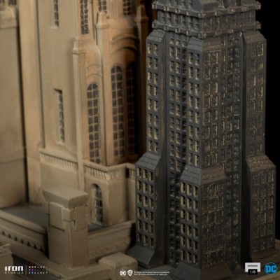 SUPERMAN AND LOIS LANE DIORAMA 1/6 STATUA FIGURE IRON STUDIOS