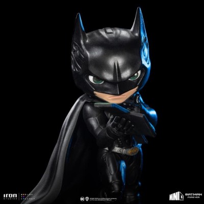 IRON STUDIOS copy of THE BATMAN UNMASKED MINICO FIGURE STATUE