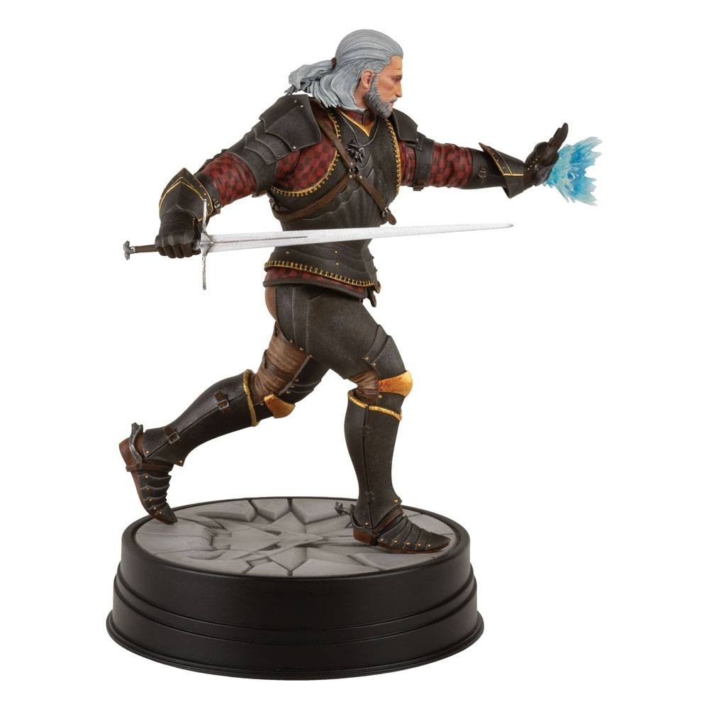 DARK HORSE THE WITCHER 3 WILD HUNT GERALT TOUSSAINT TOURNEY ARMOR STATUE FIGURE