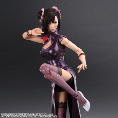 SQUARE ENIX FINAL FANTASY 7 REMAKE TIFA LOCKHART SPORTY DRESS PLAY ARTS KAI ACTION FIGURE