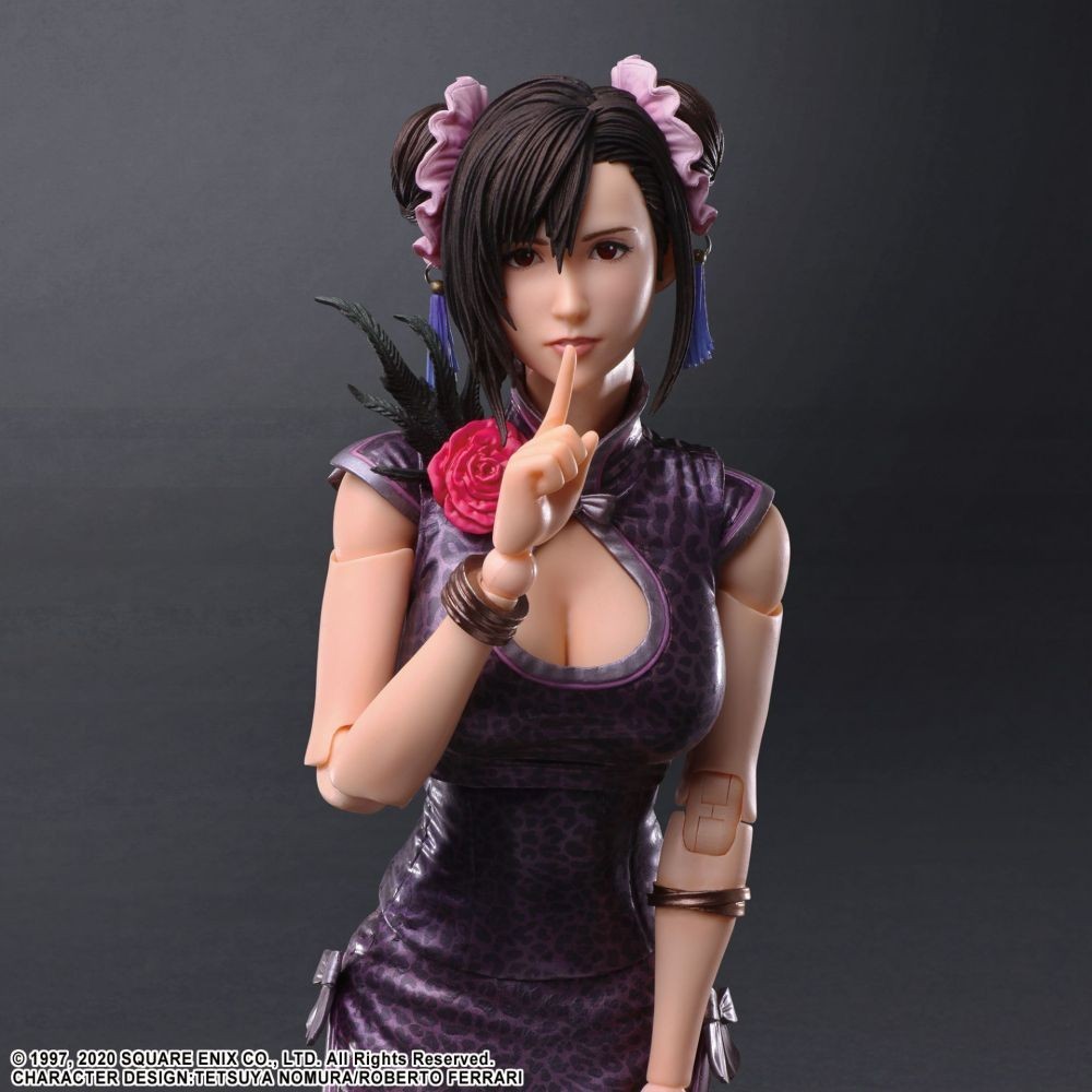SQUARE ENIX FINAL FANTASY 7 REMAKE TIFA LOCKHART SPORTY DRESS PLAY ARTS KAI ACTION FIGURE