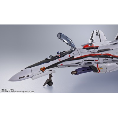DX CHOGOKIN MACROSS VF-25F SUPER MESSIAH VALKYRIE ACTION FIGURE BANDAI