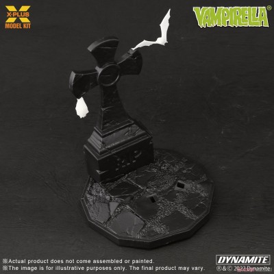 VAMPIRELLA GLOW IN THE DARK 1/8 MODEL KIT FIGURE X-PLUS