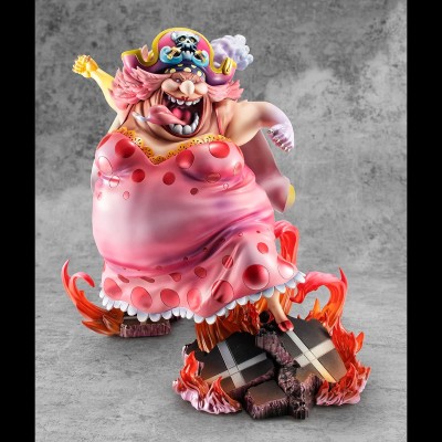 MEGAHOUSE ONE PIECE P.O.P. MAXIMUM BIG MOM CHARLOTTE LINLIN STATUE FIGURE