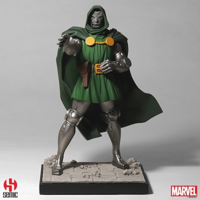 MARVEL LEGACY COLLECTION DR. DOOM STATUA FIGURE SEMIC