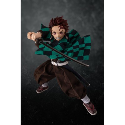 ANIPLEX DEMON SLAYER TANJIRO KAMADO 1/6 ACTION FIGURE