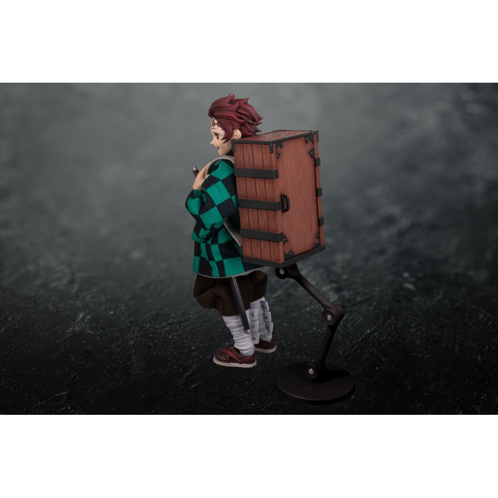 ANIPLEX DEMON SLAYER TANJIRO KAMADO 1/6 ACTION FIGURE