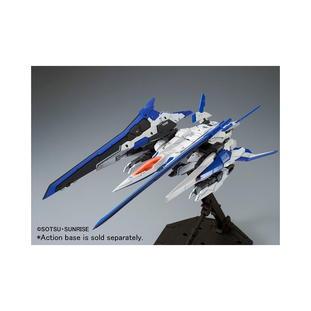 MASTER GRADE MG GUNDAM 00 XN RAISER 1/100 MODEL KIT BANDAI