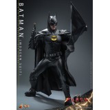 THE FLASH BATMAN MODERN SUIT MOVIE MASTERPIECE ACTION FIGURE HOT TOYS
