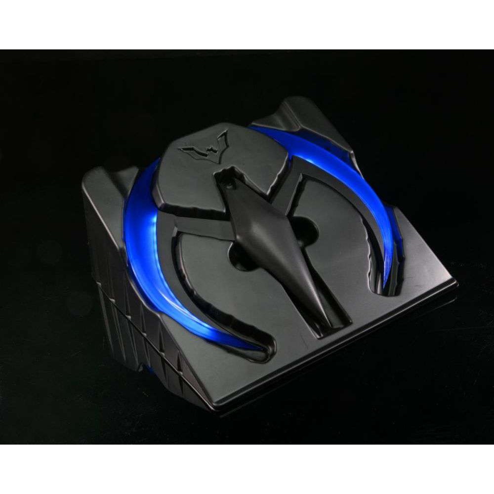 BATMAN BEYOND BATARANG BLUE REPLICA NECA