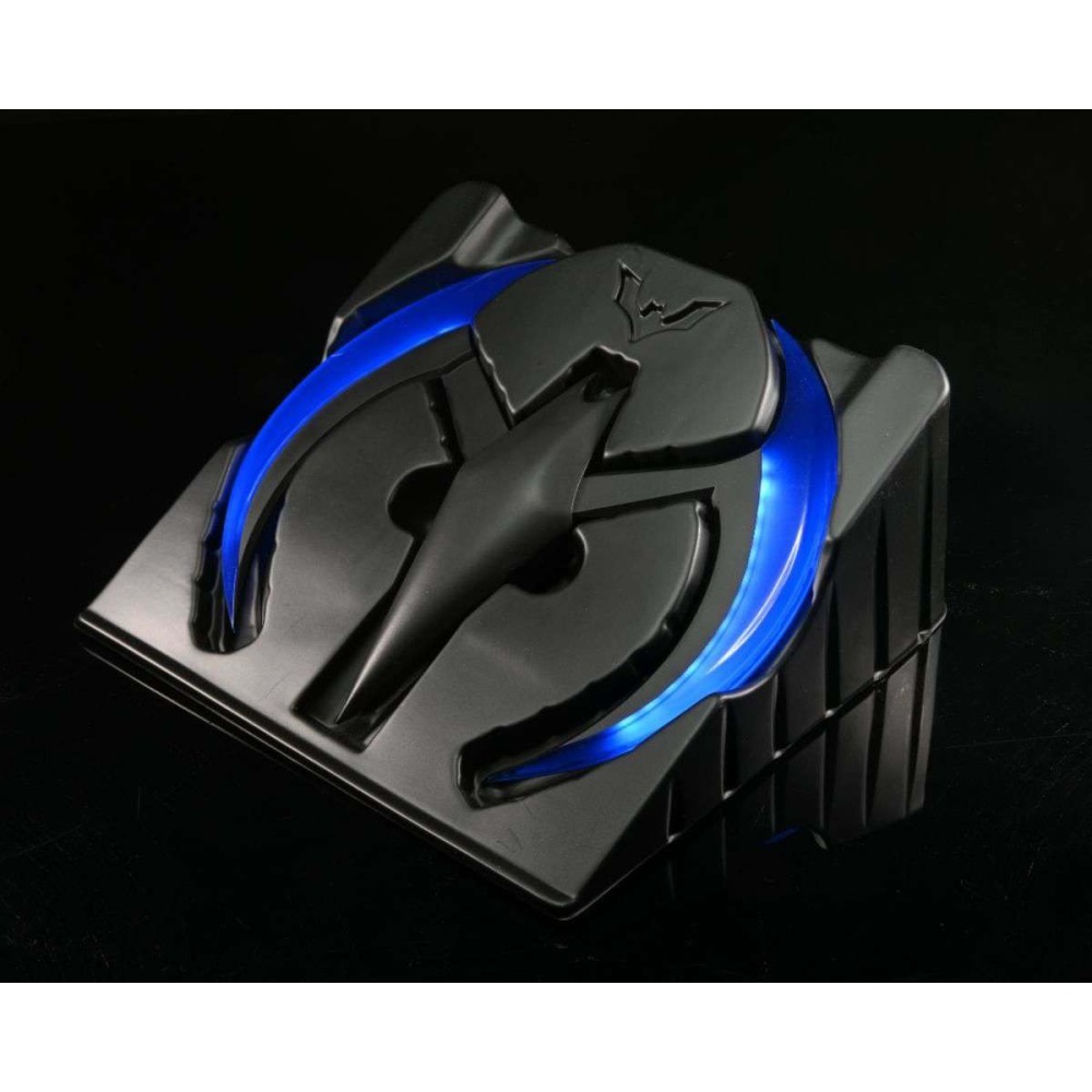BATMAN BEYOND BATARANG BLUE REPLICA NECA