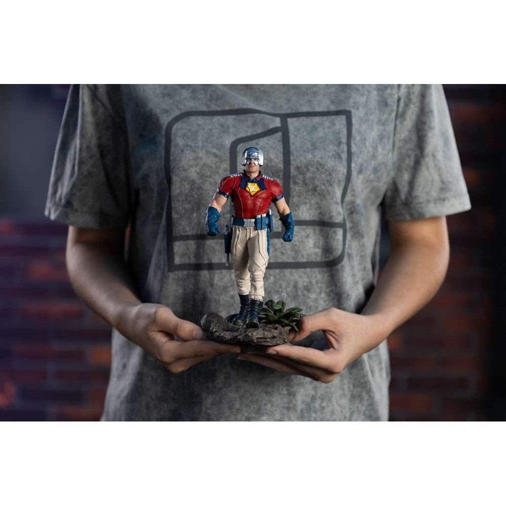 IRON STUDIOS SUICIDE SQUAD PEACEMAKER 1/10 STATUE FIGURE