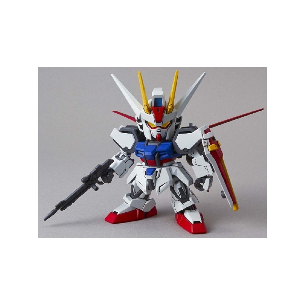 SD GUNDAM EX STANDARD AILE STRIKE MODEL KIT ACTION FIGURE BANDAI
