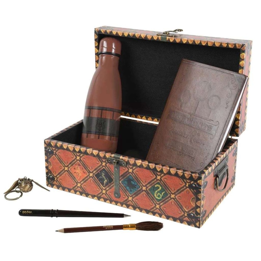 HARRY POTTER QUIDDITCH TRUNK GIFT SET PYRAMID INTERNATIONAL