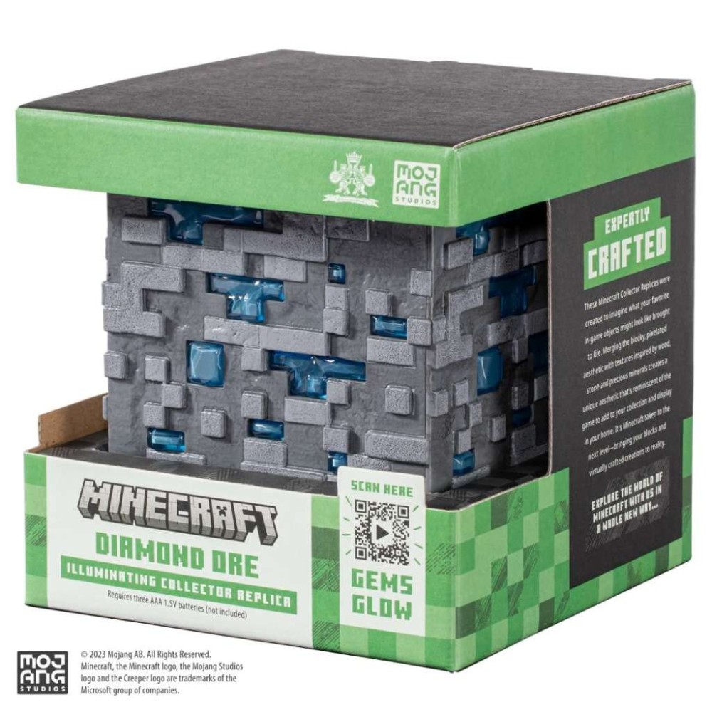 MINECRAFT ILLUMINATING DIAMOND ORE CUBE REPLICA NOBLE COLLECTIONS