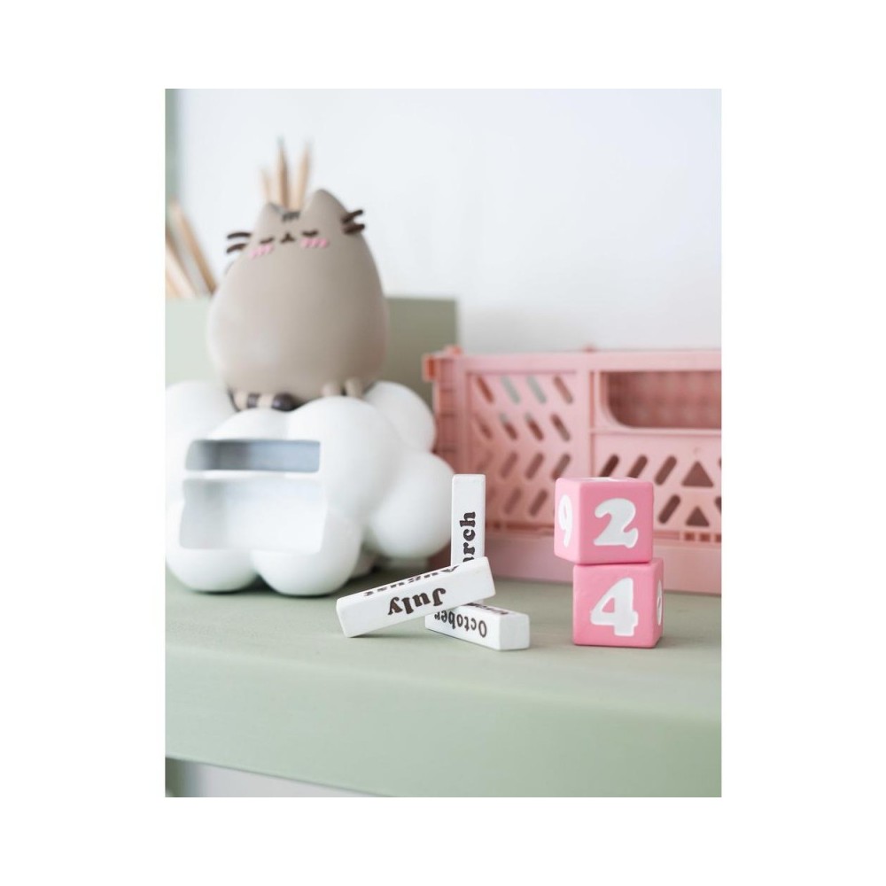 GRUPO ERIK PUSHEEN THE CAT PERPETUAL CALENDAR FIGURE