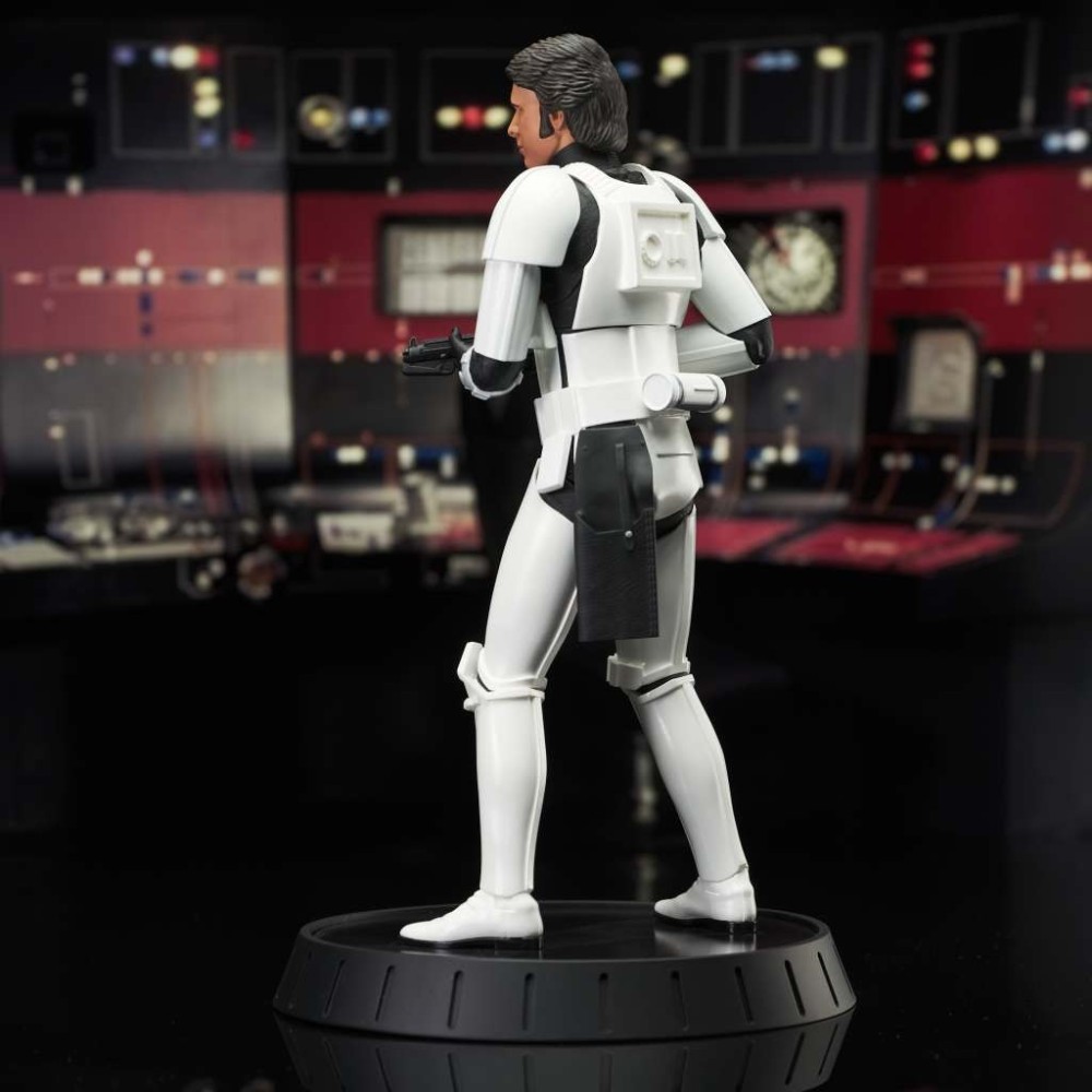 DIAMOND SELECT STAR WARS EPISODE IV HAN SOLO STORMTROOPER DISGUISE 40TH ANNIVERSARY STATUE FIGURE