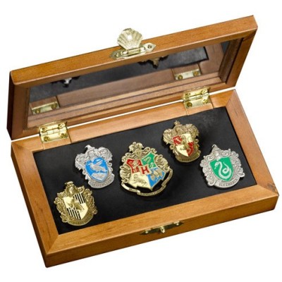 NOBLE COLLECTIONS HARRY POTTER HOUSES AND HOGWARTS 5 PINS PACK SET
