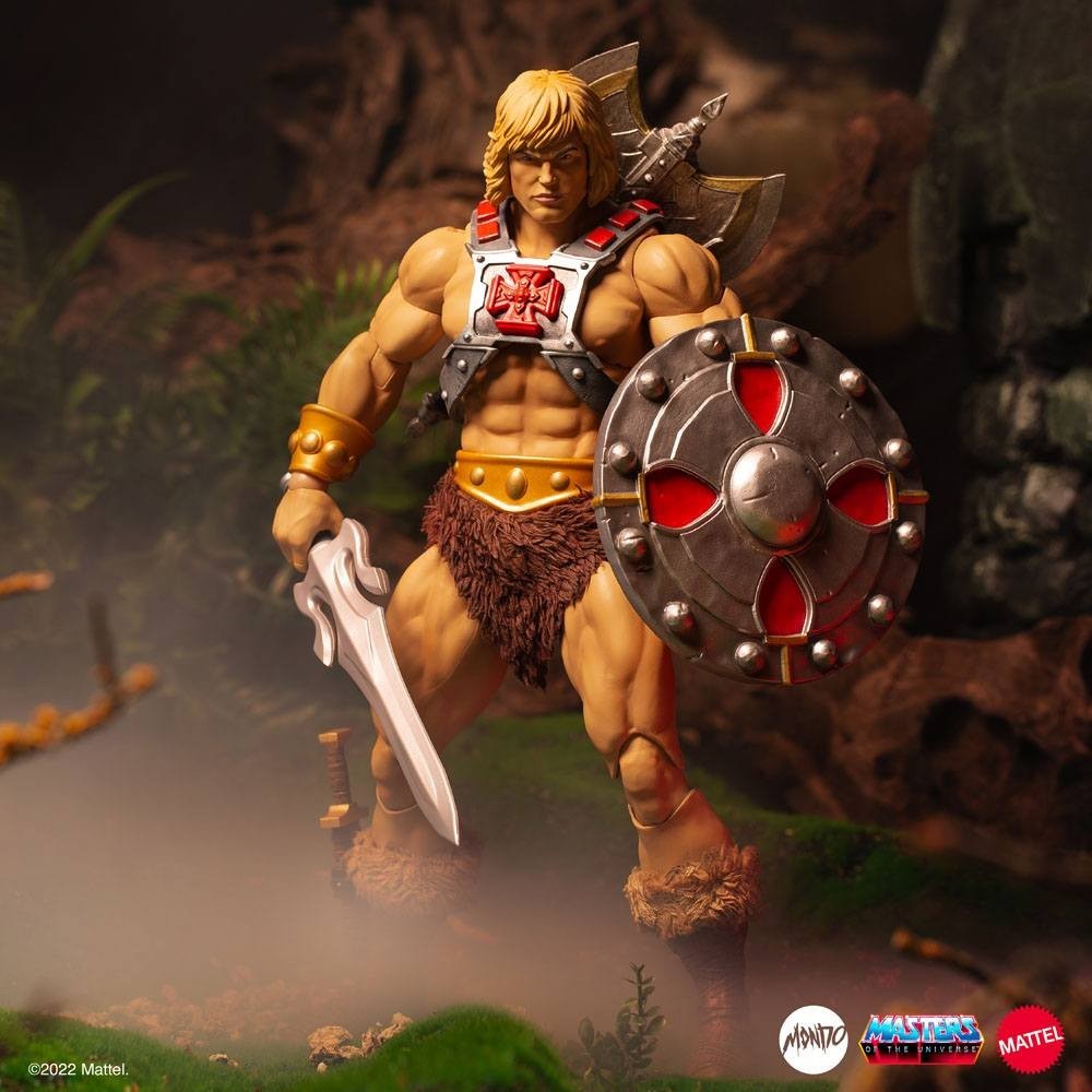 MASTERS OF THE UNIVERSE HE-MAN 30CM ACTION FIGURE MONDO