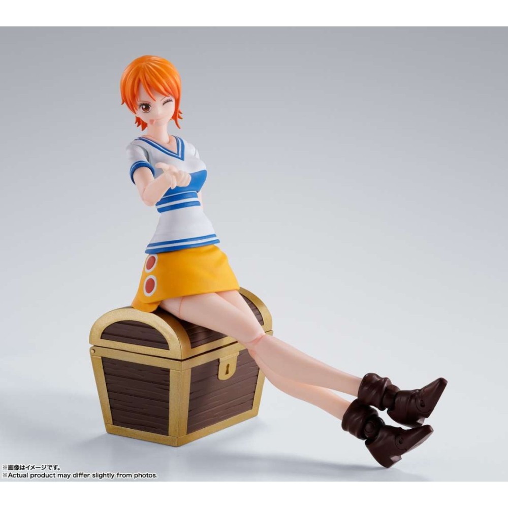 BANDAI ONE PIECE ROMANCE DAWN NAMI S.H. FIGUARTS ACTION FIGURE