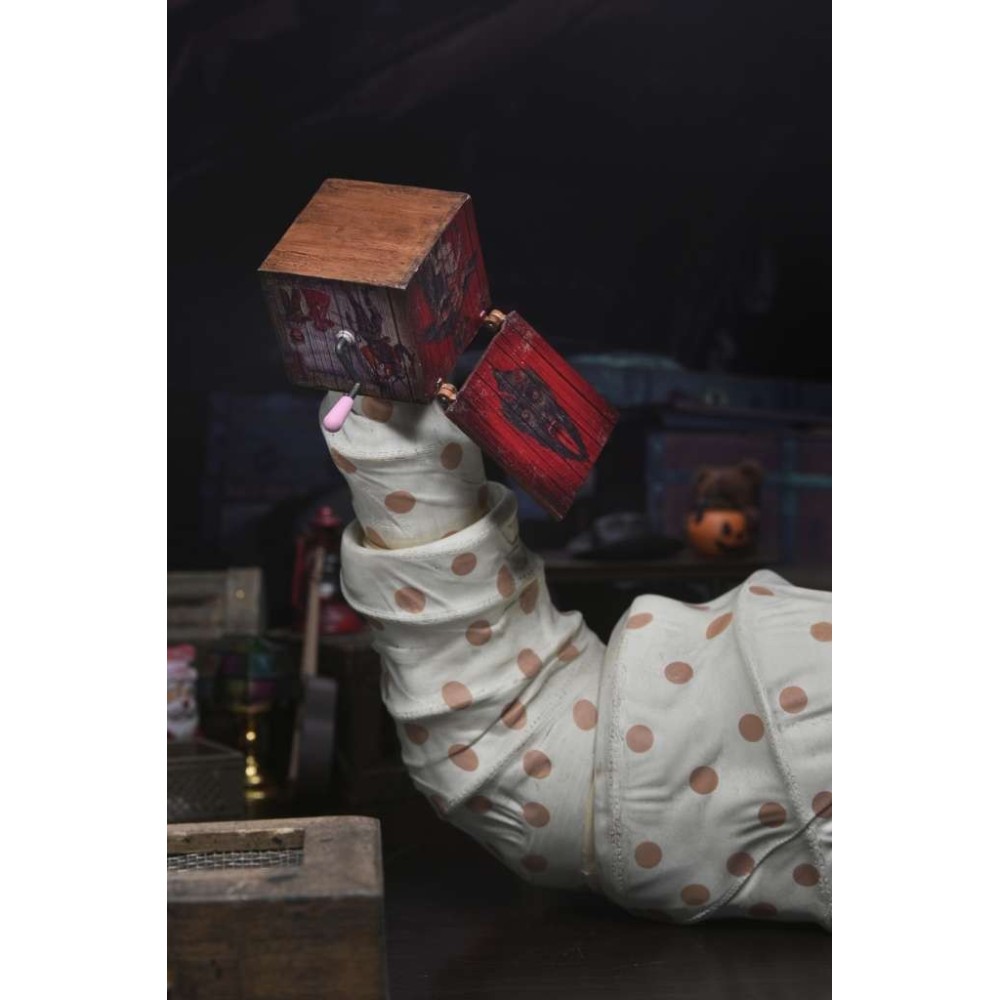 KRAMPUS DER KLOWN DELUXE ACTION FIGURE NECA