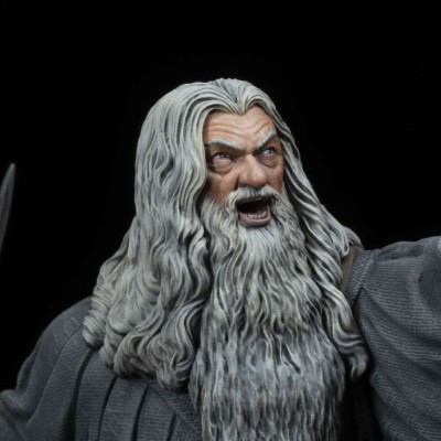 SD TOYS LORD OF THE RINGS GANDALF IN MORIA 18CM STATUE FIGURE