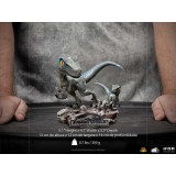 IRON STUDIOS JURASSIC WORLD DOMINION BLUE AND BETA MINICO FIGURE STATUE