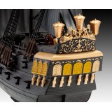 REVELL PIRATES OF THE CARIBBEAN SALAZAR'S REVENGE - BLACK PEARL 1/150 MODEL KIT FIGURE