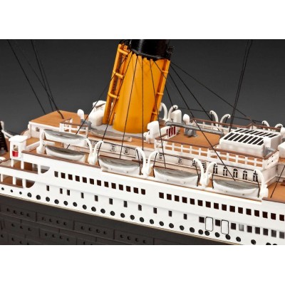 REVELL RMS TITANIC 100TH ANNIVERSARY 1/400 MODEL KIT