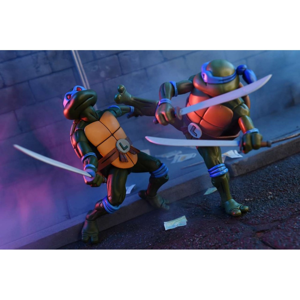 NECA NINJA TURTLES CARTOON ULTIMATE LEONARDO ACTION FIGURE