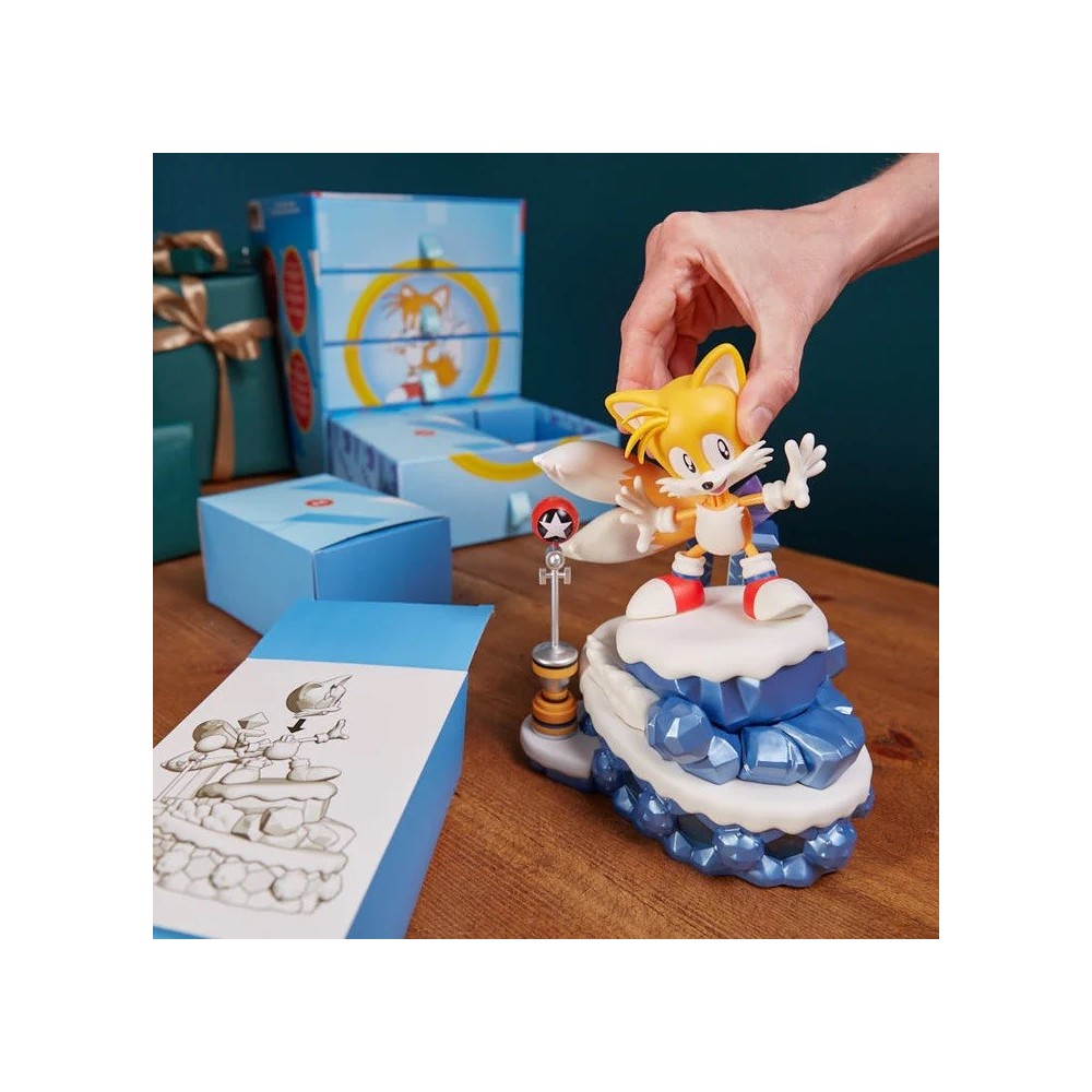 NUMSKULL SONIC THE HEDGEHOG TAILS COUNTDOWN CHARACTER ADVENT CALENDAR MODEL KIT