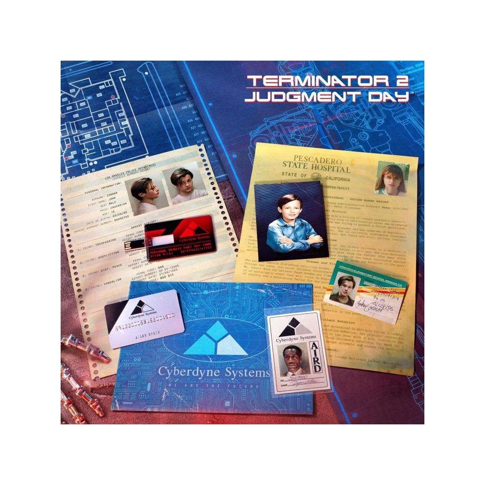 TERMINATOR THE CONNOR FILES KIT GIFT BOX DOCTOR COLLECTOR