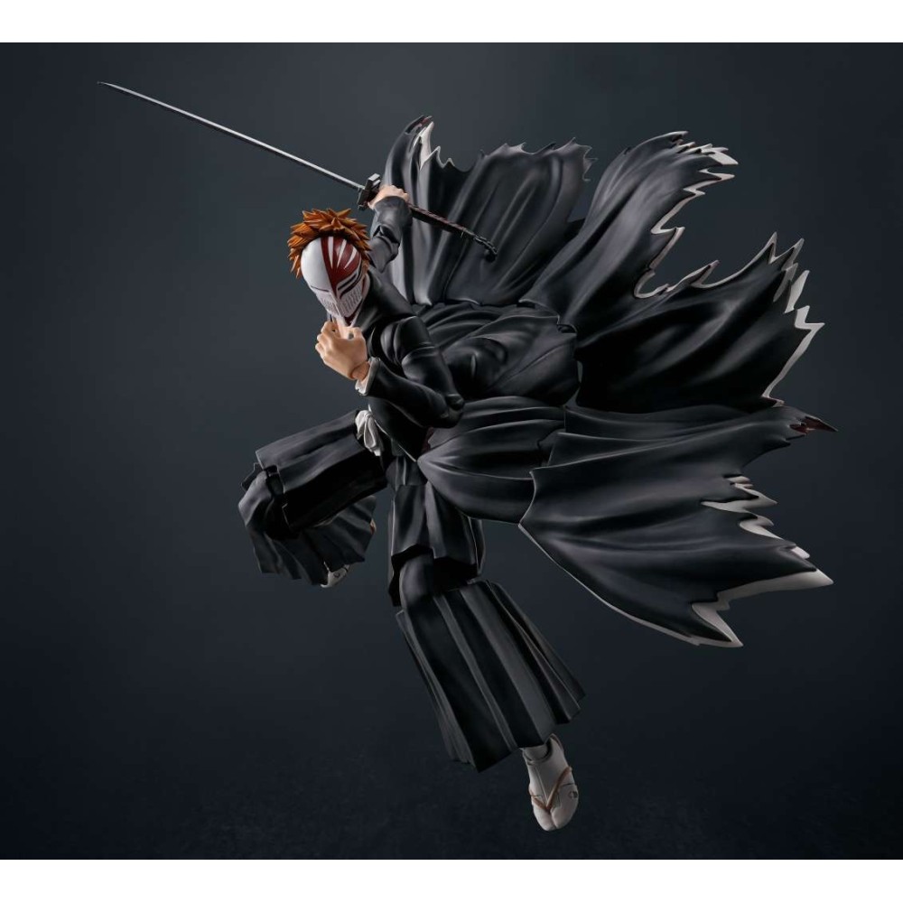 BANDAI BLEACH ICHIGO KUROSAKI GETSUGA TENSHO S.H. FIGUARTS PVC ACTION FIGURE