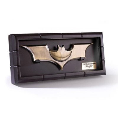 NOBLE COLLECTIONS BATMAN THE DARK KNIGHT RISES BATARANG REPLICA 1/1